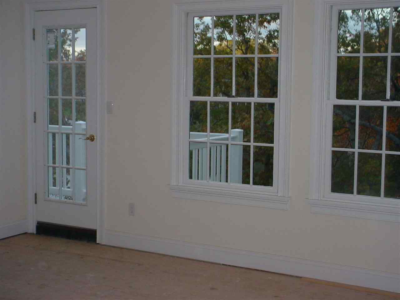 resized-2349823-Master Bedroom.JPG